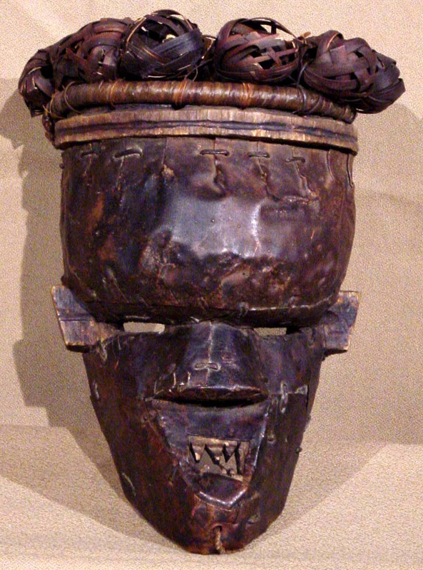 Salampasu mask